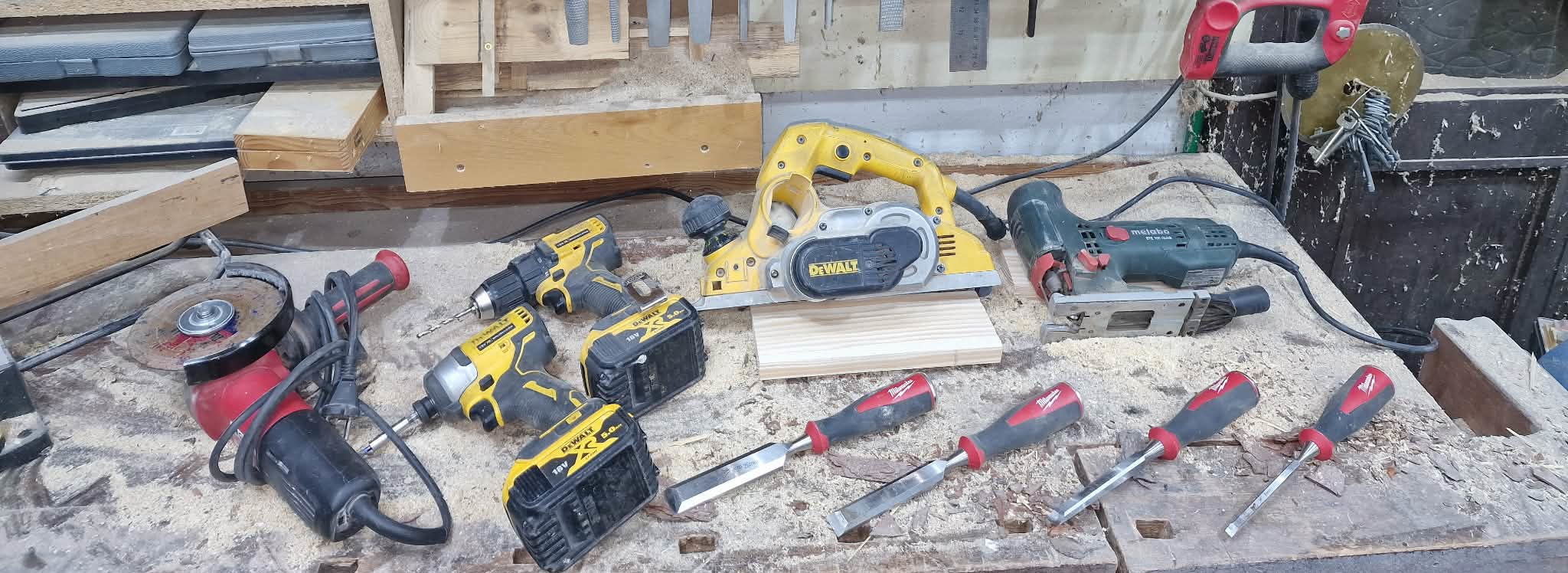 Ablak felújítás háttér